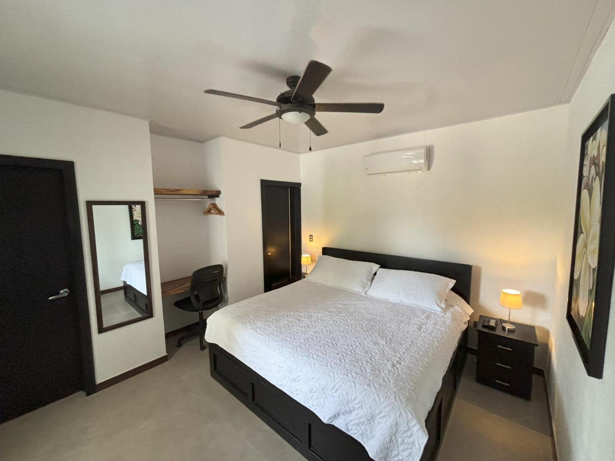 Amazilia Guesthouse Liberia Exteriör bild